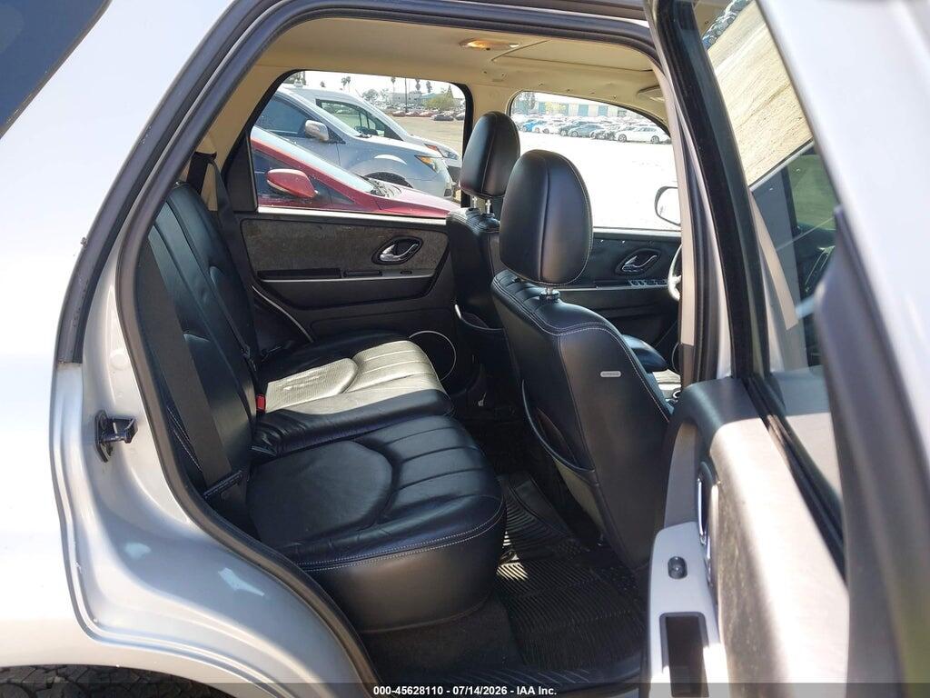 4M2CU56135DJ29679 2005 MERCURY MARINER photo no. 8