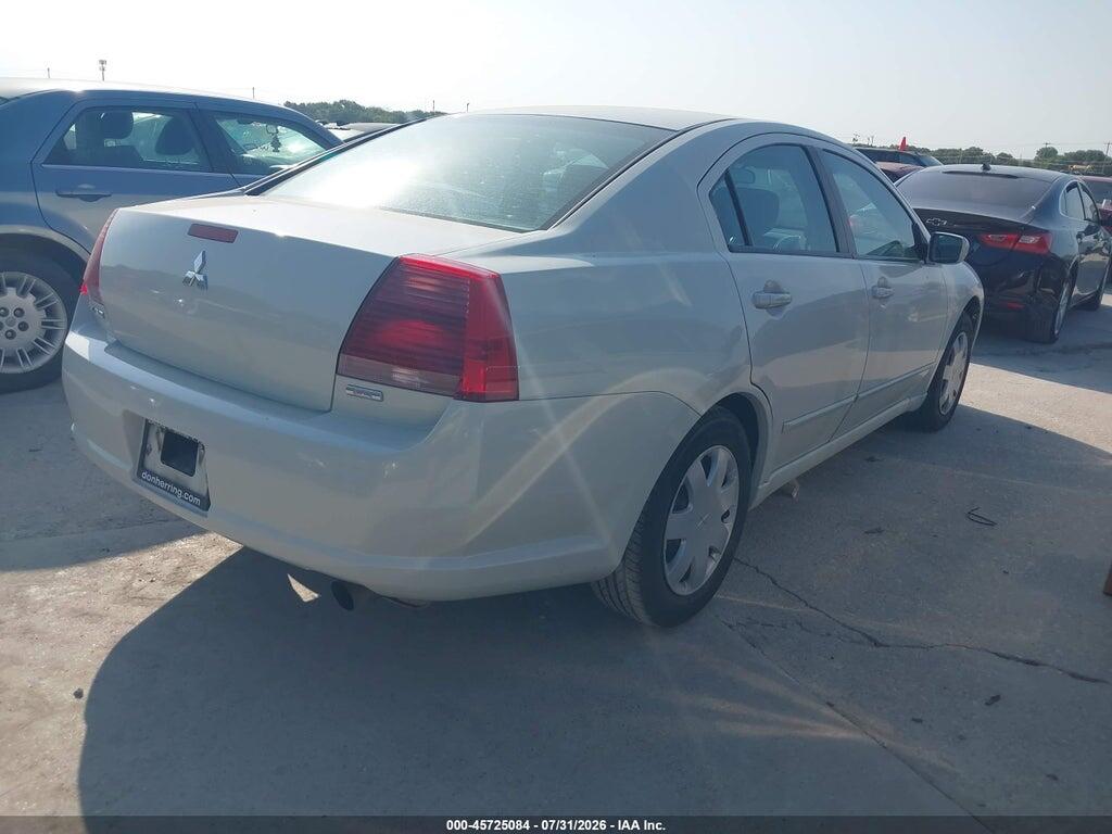4A3AB36F35E057991 2005 MITSUBISHI GALANT photo no. 4