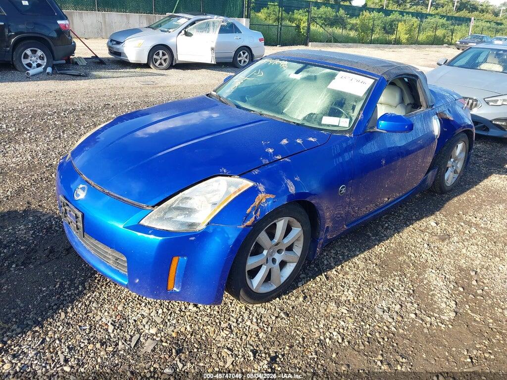 JN1AZ36A85M759042 2005 NISSAN 350Z photo no. 2
