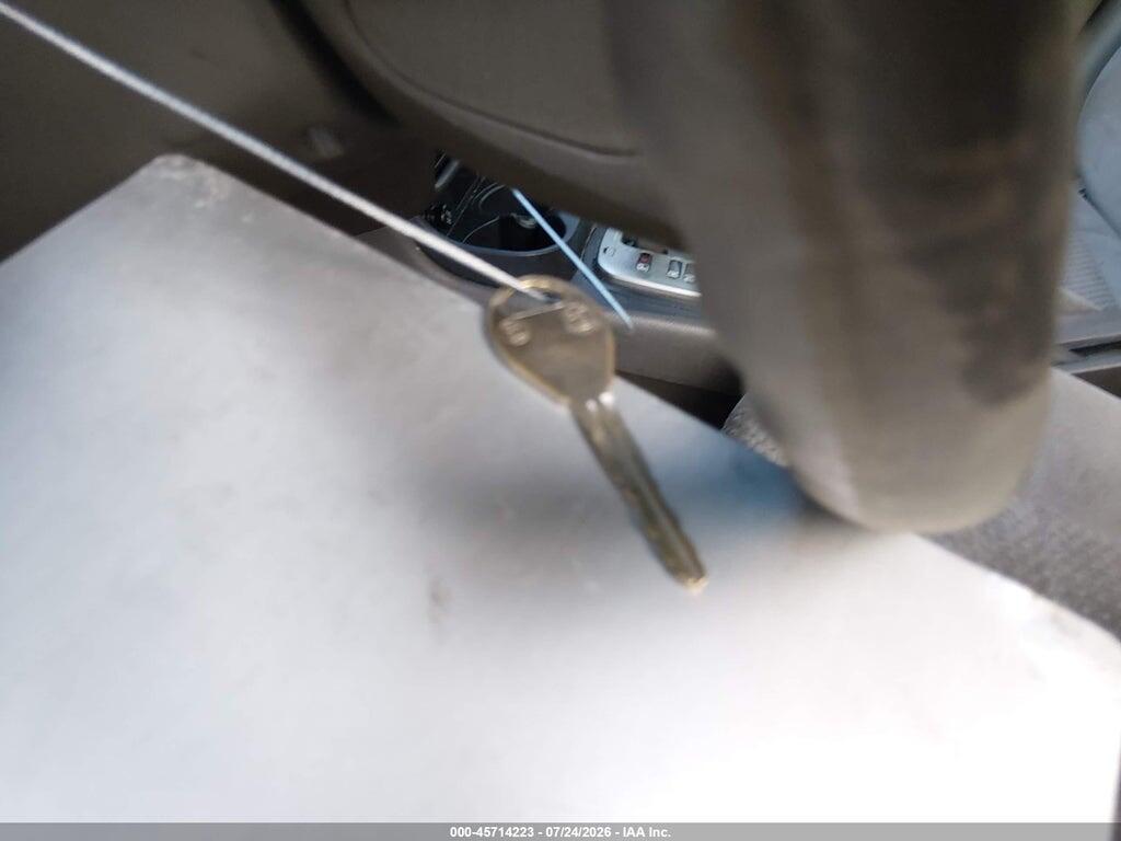 3N1CB51D45L593073 2005 NISSAN SENTRA photo no. 11