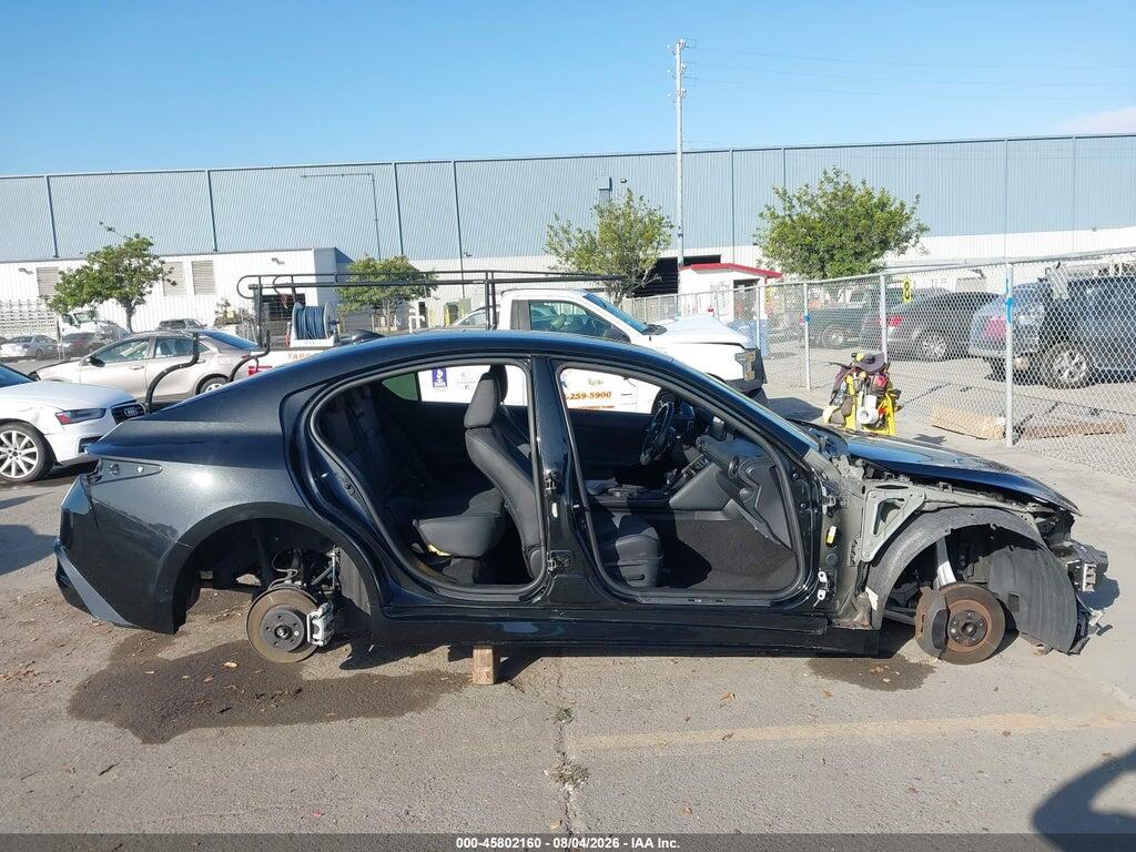 JTHBA1D20S5133465 2025 LEXUS IS 300 photo no. 12