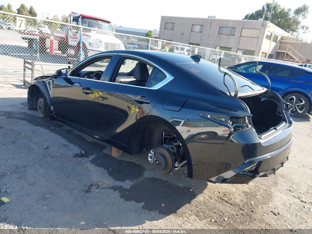 JTHBA1D20S5133465 2025 LEXUS IS 300 photo no. 3