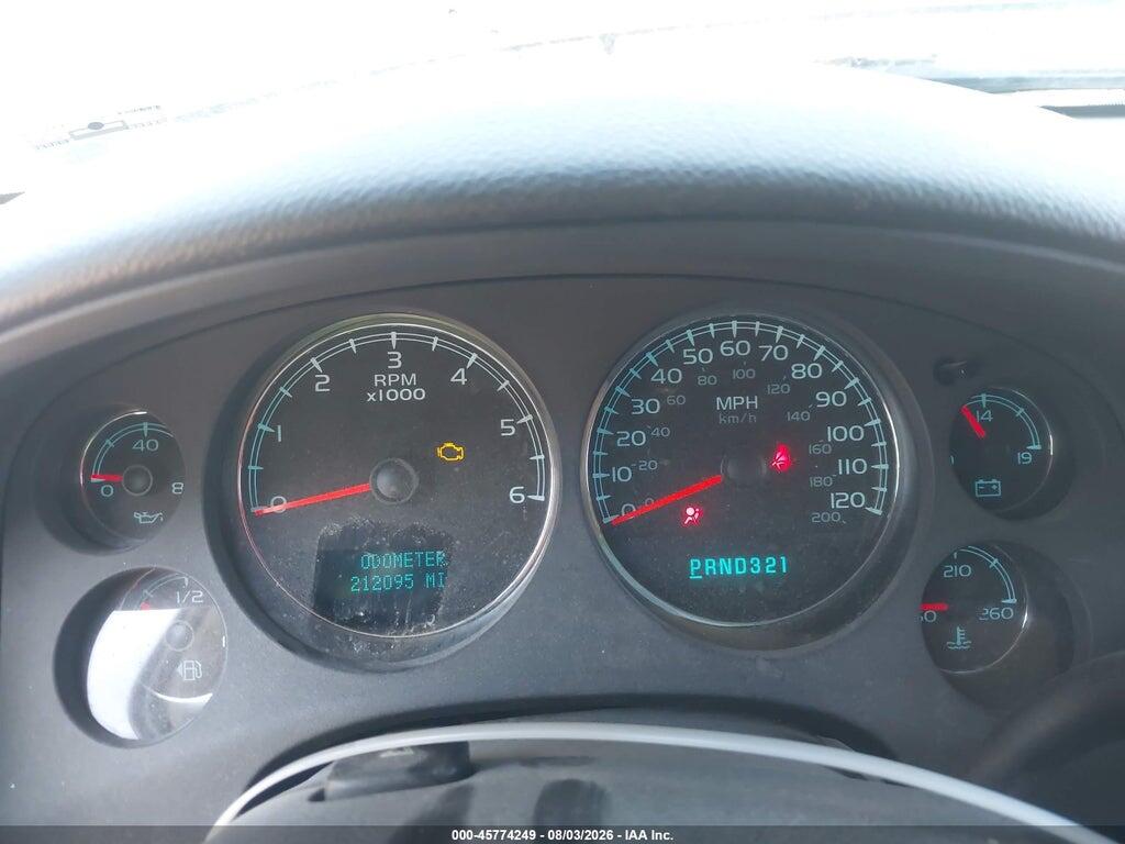 3GNFK16378G118556 2008 CHEVROLET SUBURBAN 1500 photo no. 7