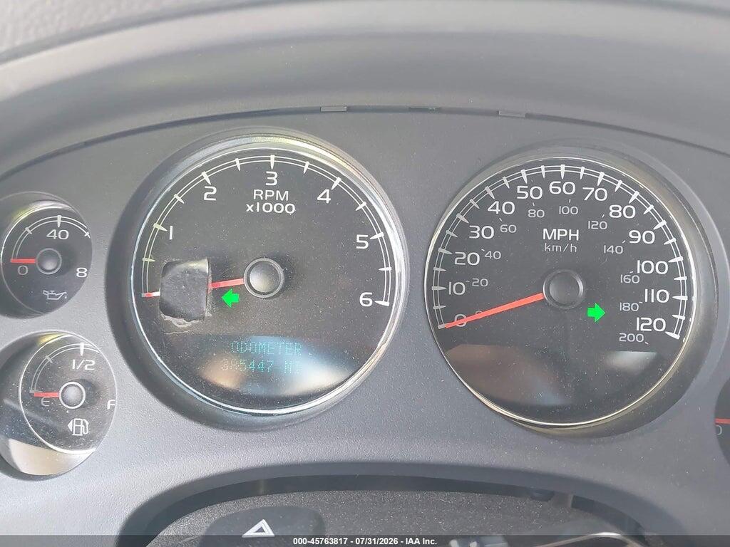 3GNFK16318G115877 2008 CHEVROLET SUBURBAN 1500 photo no. 7
