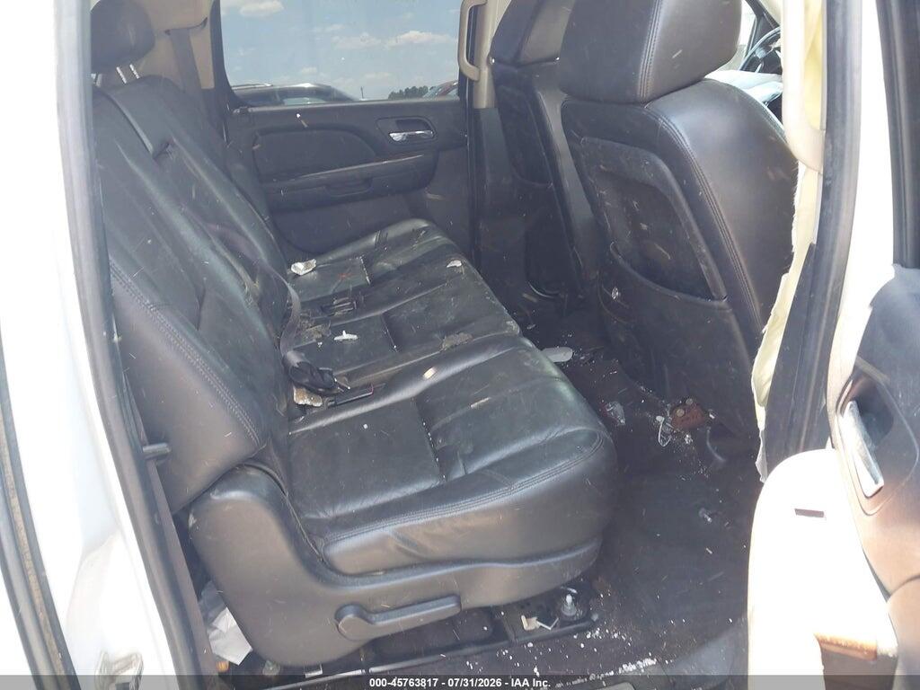 3GNFK16318G115877 2008 CHEVROLET SUBURBAN 1500 photo no. 8