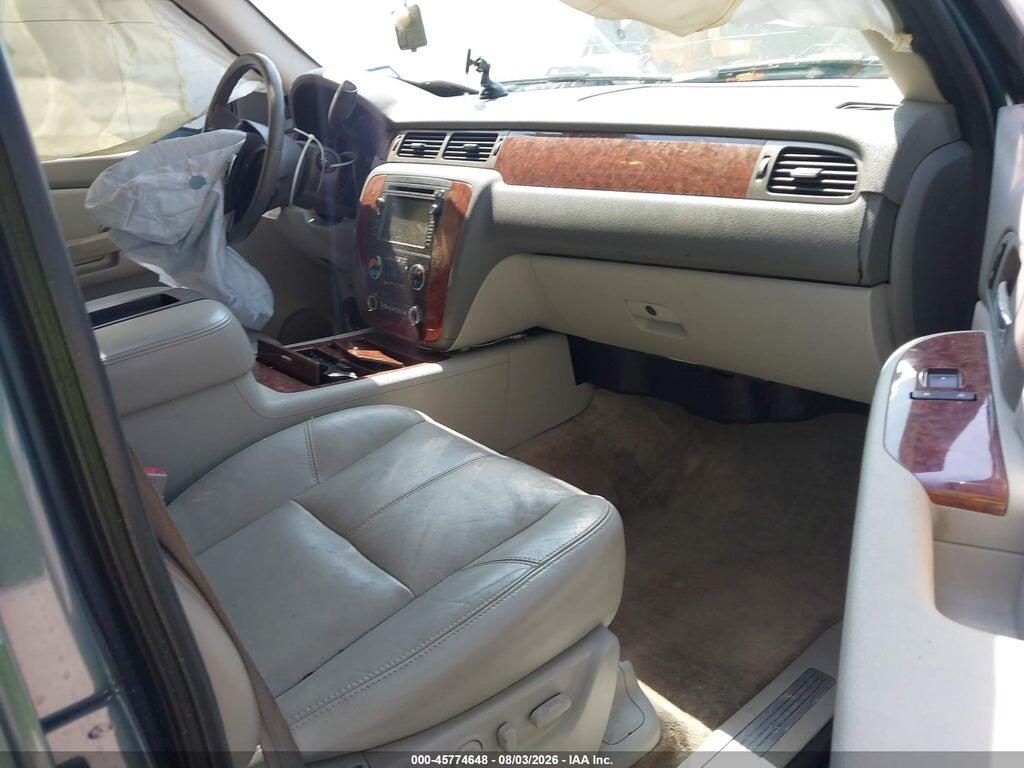 1GNFC13088R251740 2008 CHEVROLET TAHOE photo no. 5