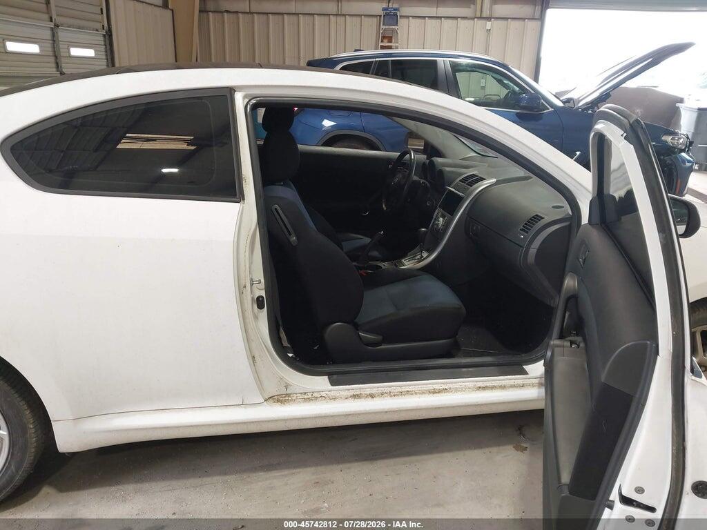 JTKDE177050048528 2005 SCION TC photo no. 5