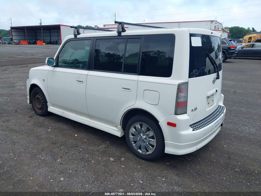 JTLKT324050194090 2005 SCION XB photo no. 3