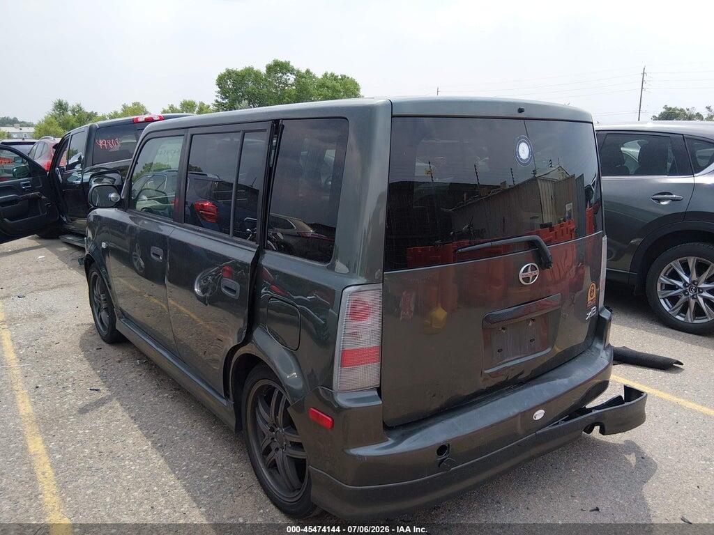 JTLKT334454000507 2005 SCION XB photo no. 3