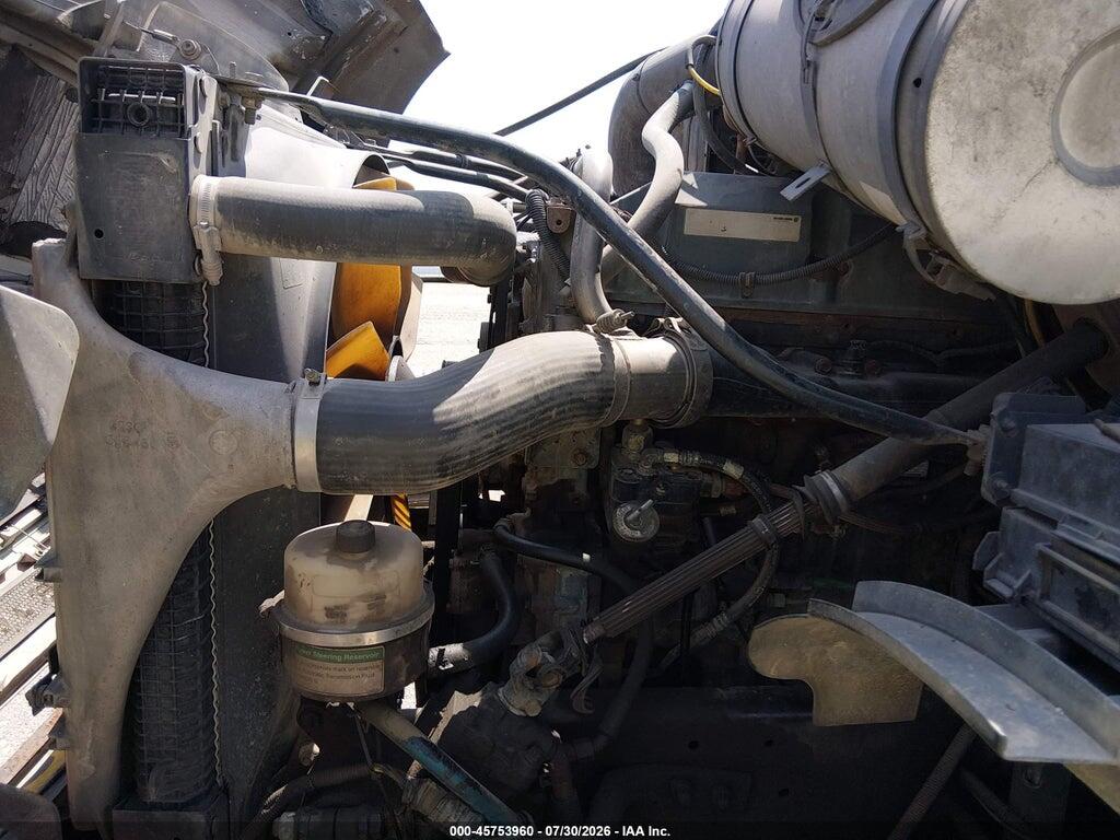 2FWBA2CG75AN84659 2005 STERLING TRUCK A photo no. 10