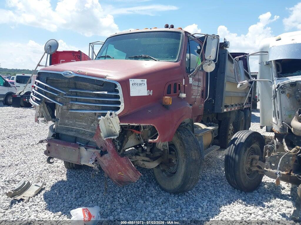 2FWJA3CV75AN28849 2005 STERLING TRUCK AT photo no. 2