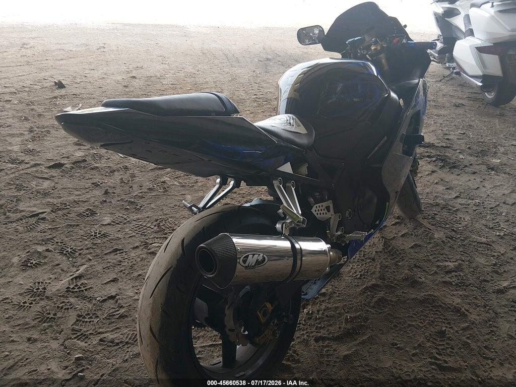 JS1GR7JA452106655 2005 SUZUKI GSX-R750 photo no. 4