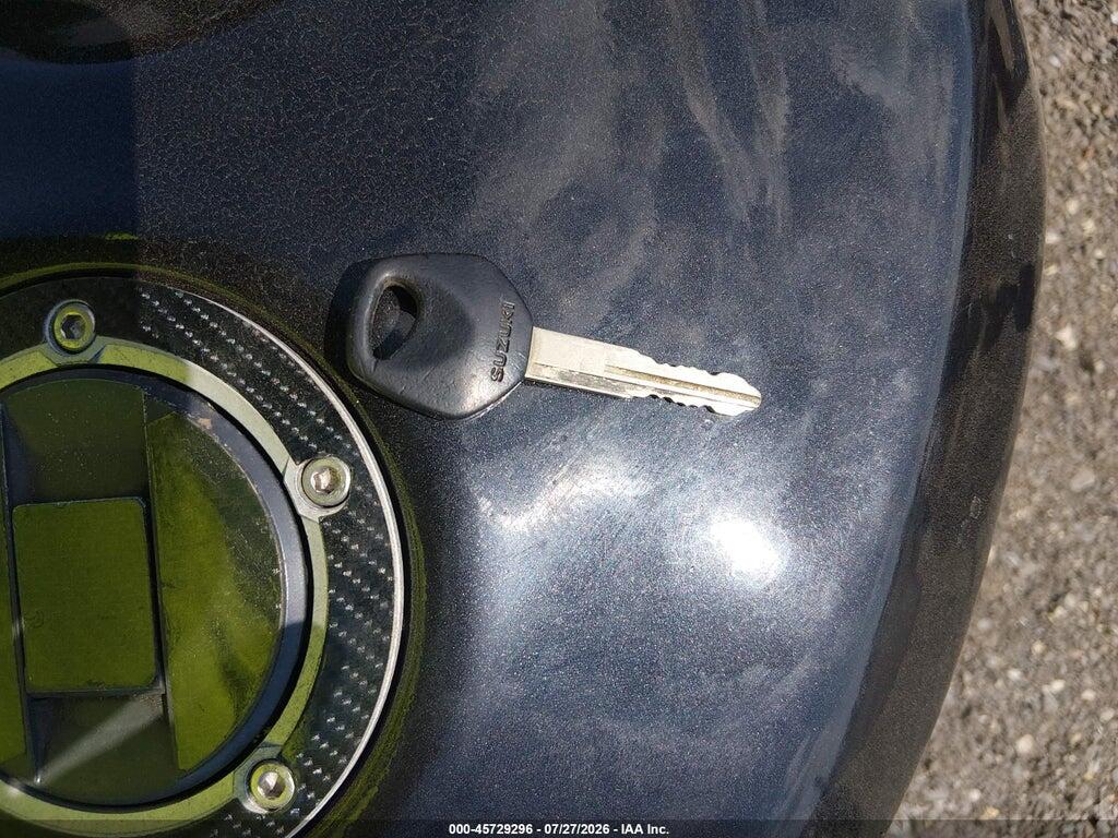 JS1GN7CA952112332 2005 SUZUKI GSX-R600 photo no. 11