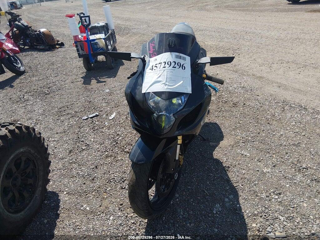 JS1GN7CA952112332 2005 SUZUKI GSX-R600 photo no. 5
