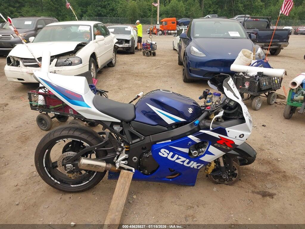 JS1GN7CA352110852 2005 SUZUKI GSX-R600 photo no. 12