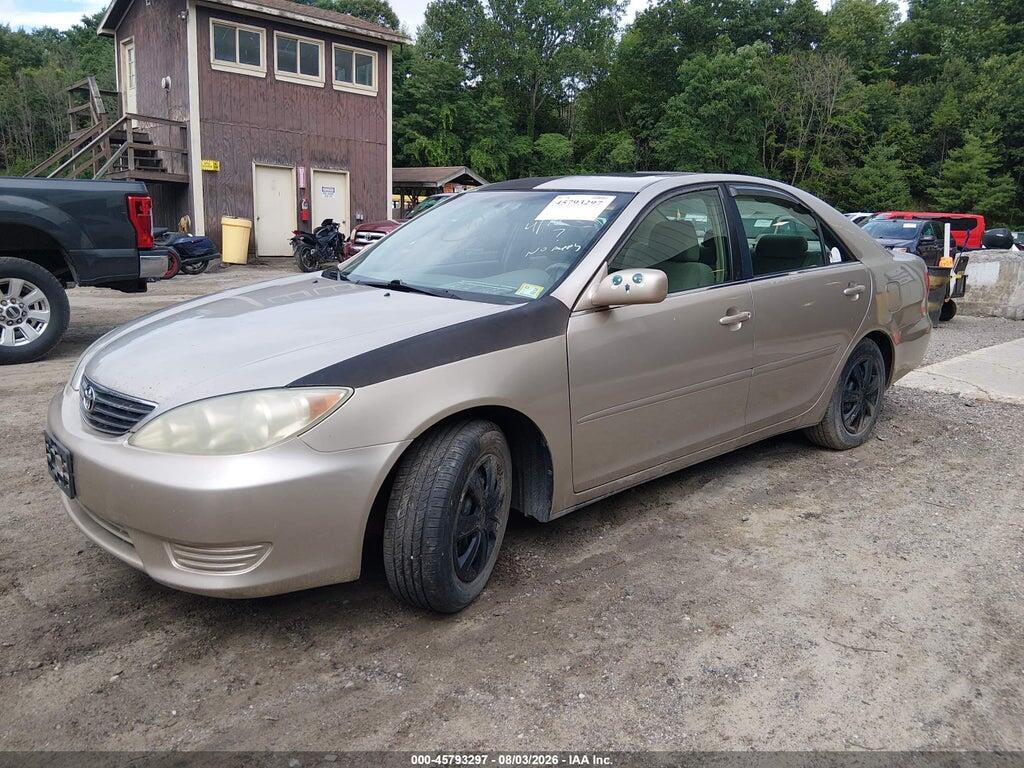 4T1BE30K95U984158 2005 TOYOTA CAMRY photo no. 2