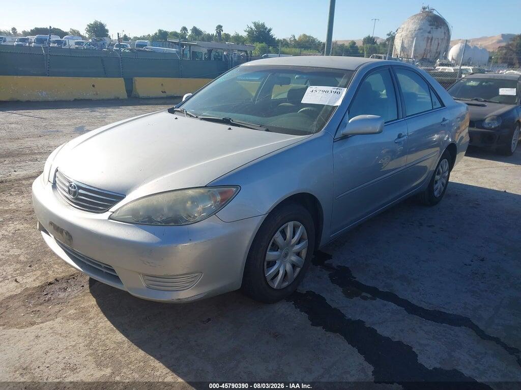 4T1BE32K85U389931 2005 TOYOTA CAMRY photo no. 2
