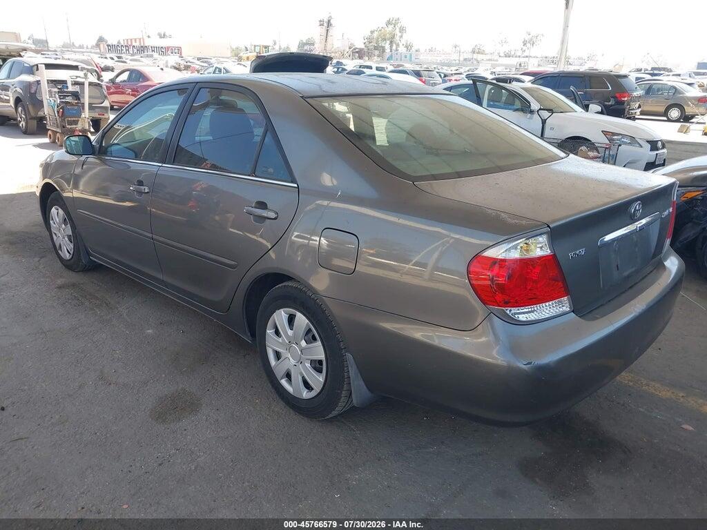 4T1BE32K15U559725 2005 TOYOTA CAMRY photo no. 3