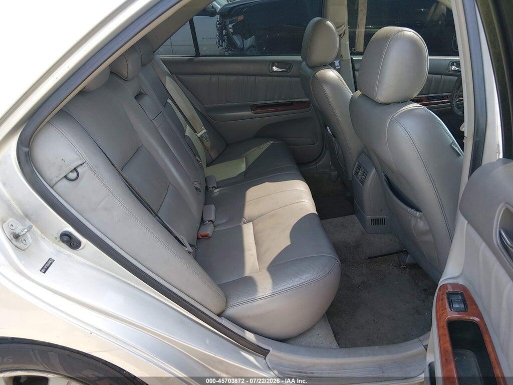 4T1BF30K45U086175 2005 TOYOTA CAMRY photo no. 8