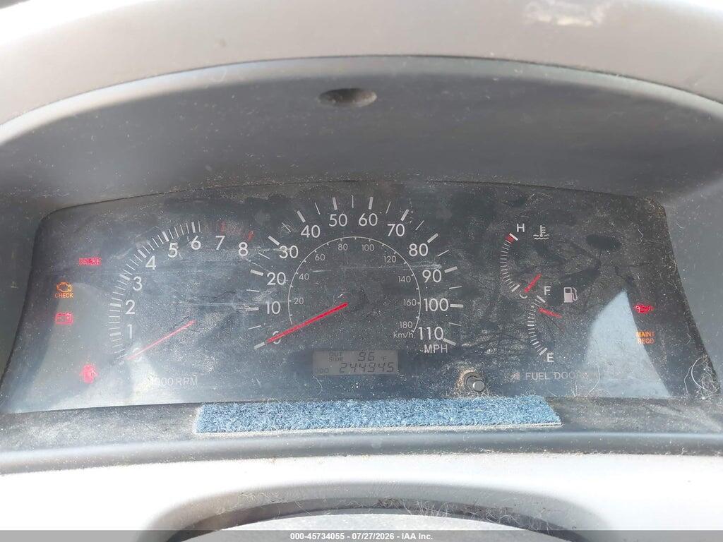 2T1BR32E55C389613 2005 TOYOTA COROLLA photo no. 7