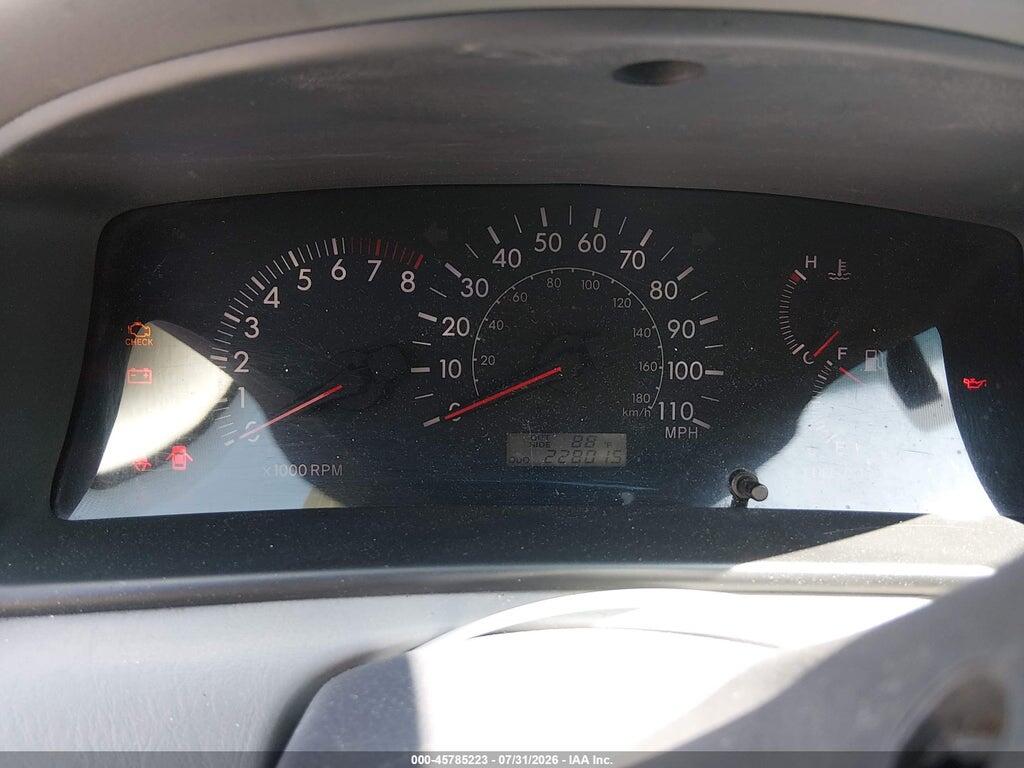 2T1BR32E15C391391 2005 TOYOTA COROLLA photo no. 7