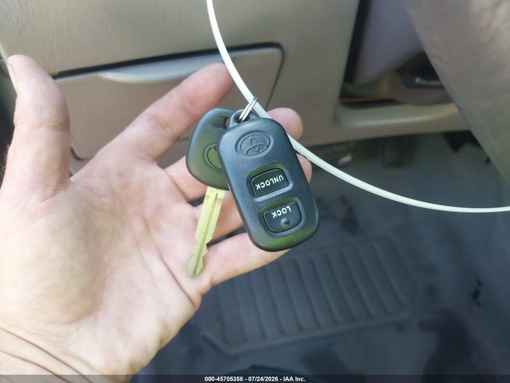 2T1BR30E65C488539 2005 TOYOTA COROLLA photo no. 11