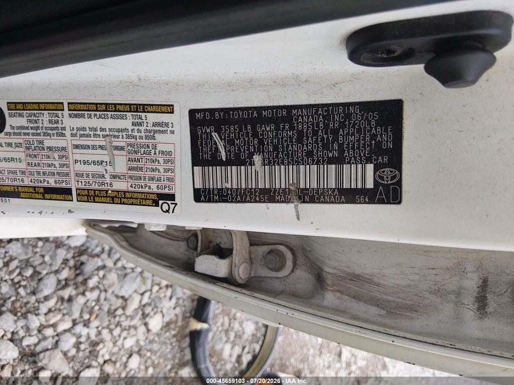 2T1BR32E85C506732 2005 TOYOTA COROLLA photo no. 9