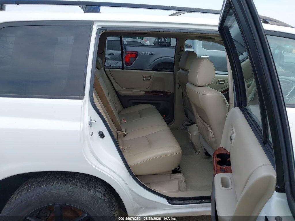 JTEEP21A350092406 2005 TOYOTA HIGHLANDER photo no. 8