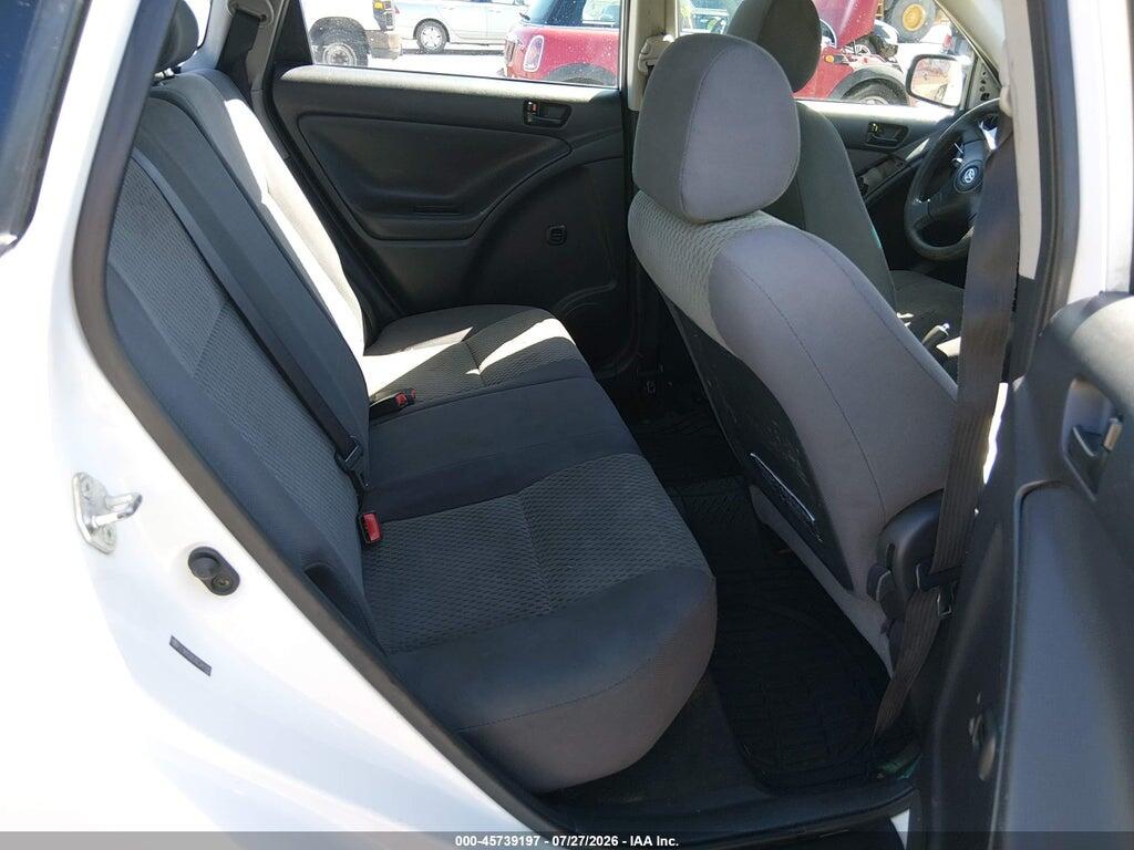 2T1KR32E05C347785 2005 TOYOTA MATRIX photo no. 8