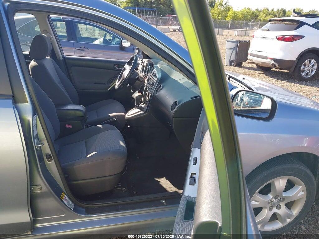 2T1LR30E35C395661 2005 TOYOTA MATRIX photo no. 5