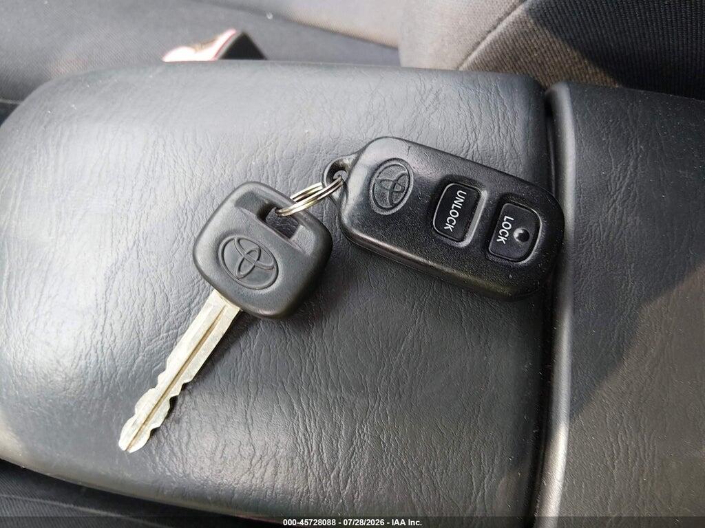 JTEHD20VX50049921 2005 TOYOTA RAV4 photo no. 11