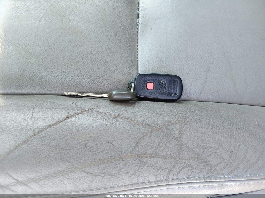 5TDBT48A85S240308 2005 TOYOTA SEQUOIA photo no. 11