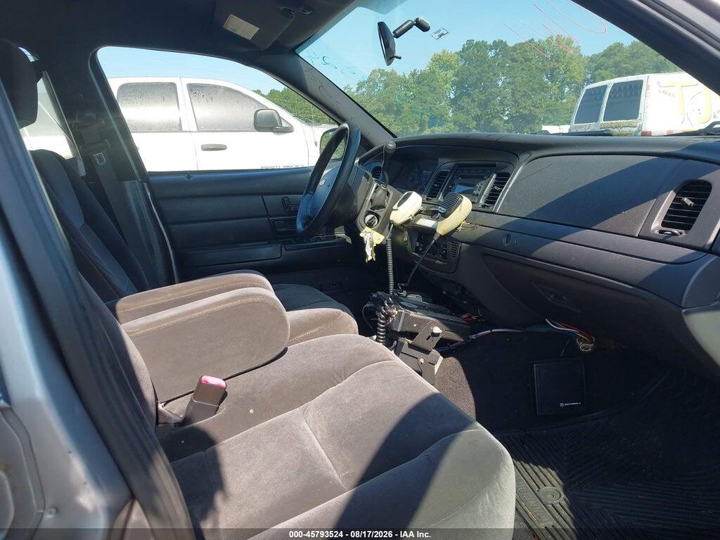 2FAHP71V78X162678 2008 FORD CROWN VICTORIA photo no. 5