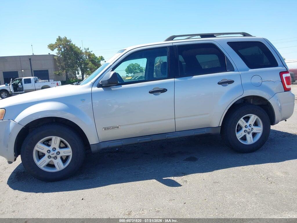 1FMCU03118KC65334 2008 FORD ESCAPE photo no. 6