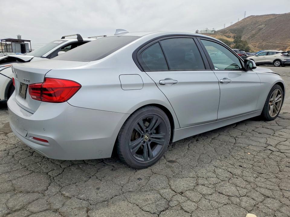 2016 BMW 320 I — Фото 3 из 12