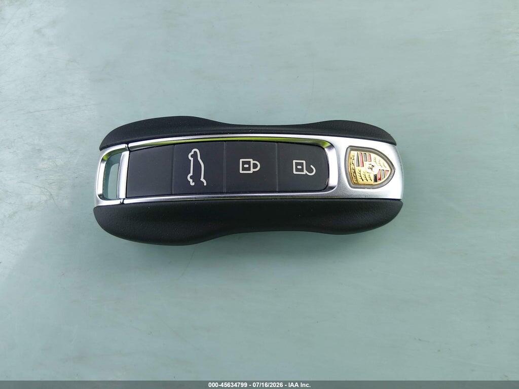 WP1AG2AY5SDA26328 2025 PORSCHE CAYENNE photo no. 11