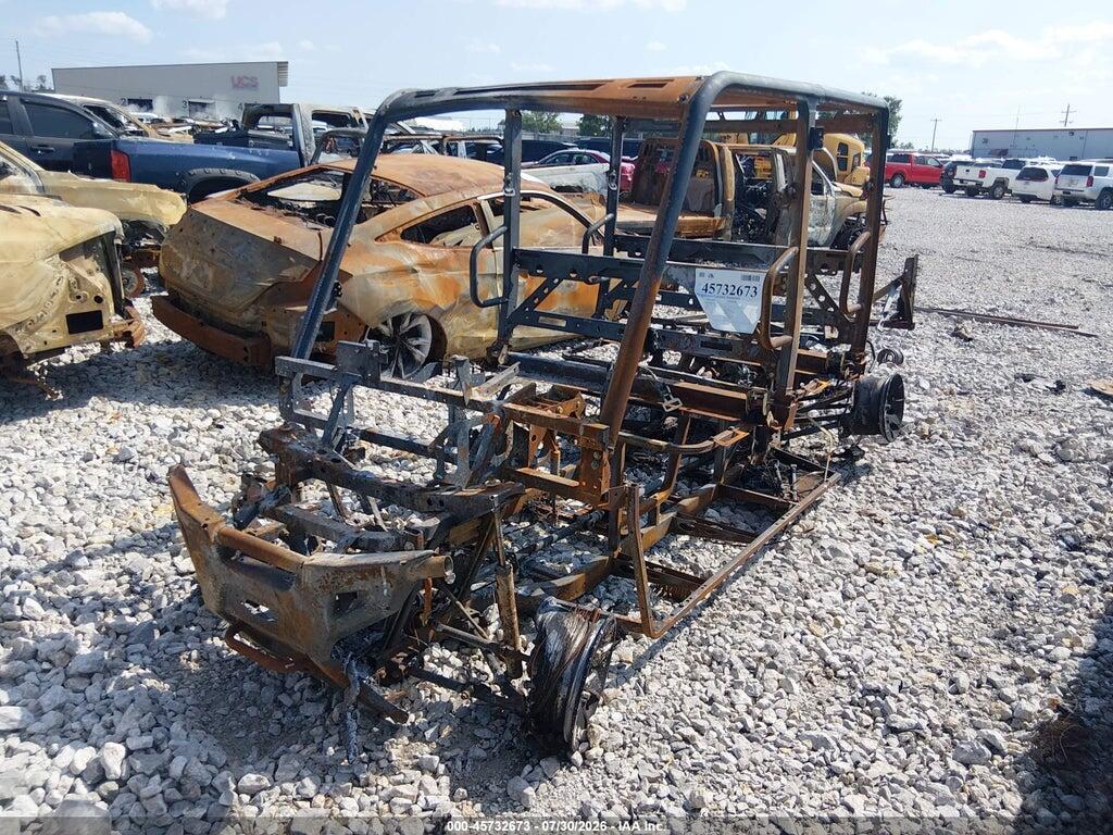 3NSM4E577SE023860 2025 POLARIS RANGER photo no. 2