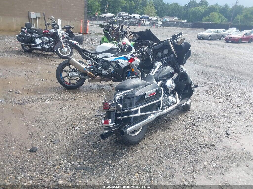 1HD1FC4148Y704964 2008 HARLEY-DAVIDSON FLHTCUI photo no. 4