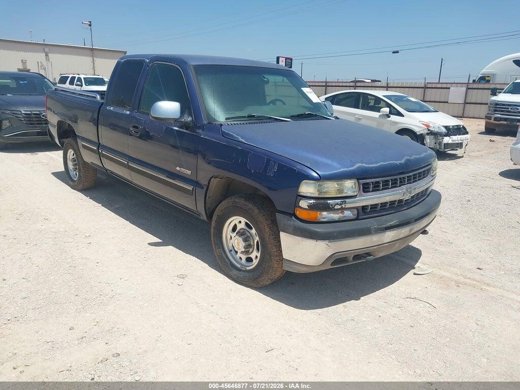 1GCFC29U8YZ125340 2000 CHEVROLET SILVERADO 2500 photo no. 1