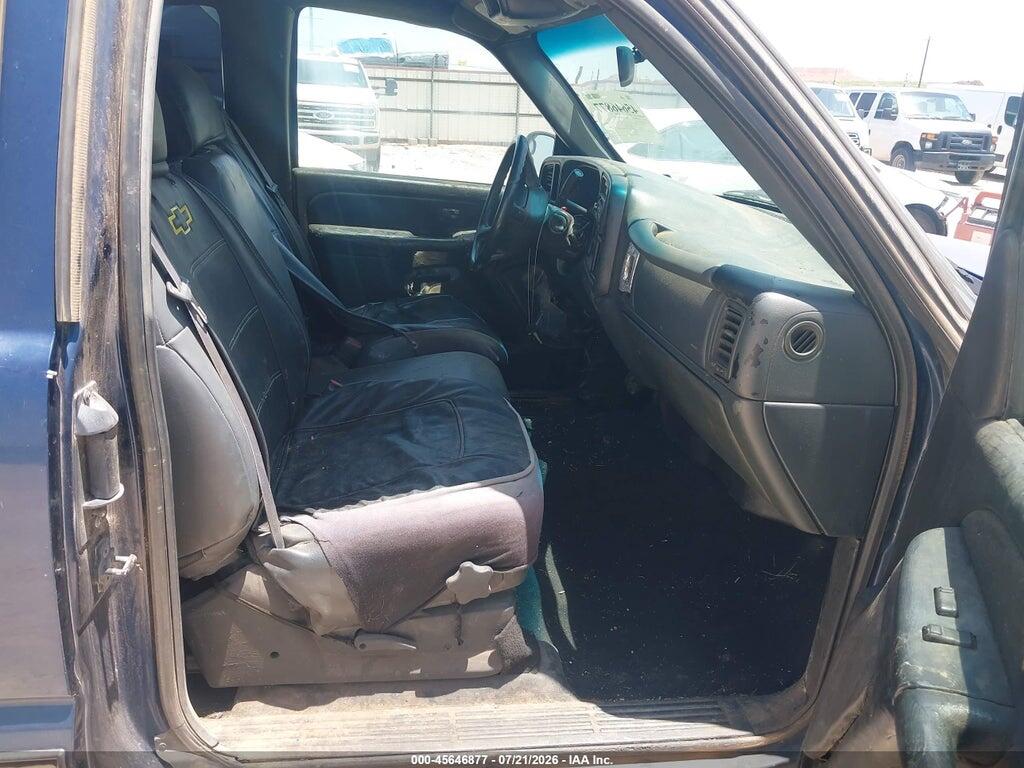 1GCFC29U8YZ125340 2000 CHEVROLET SILVERADO 2500 photo no. 5