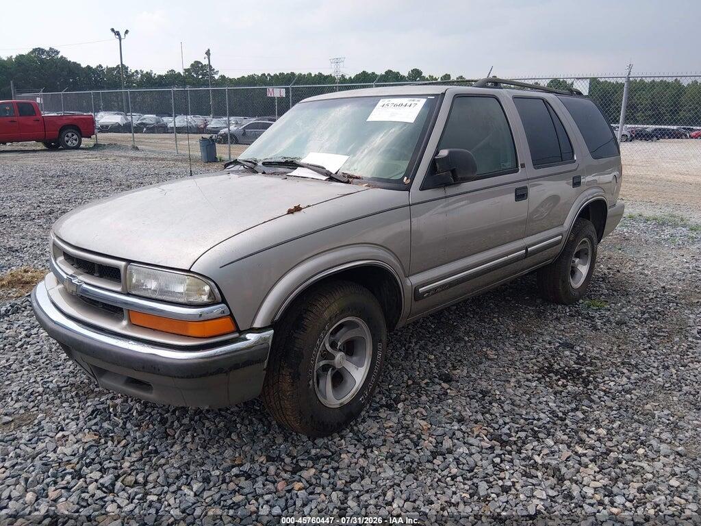 1GNCS13W8Y2131178 2000 CHEVROLET BLAZER photo no. 2