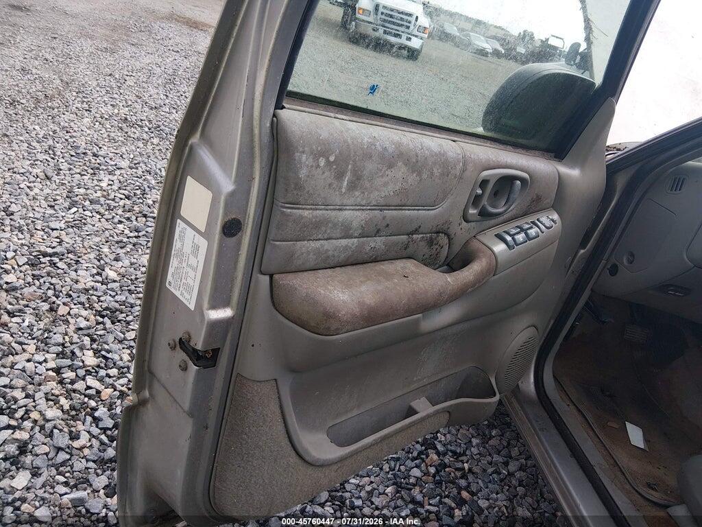 1GNCS13W8Y2131178 2000 CHEVROLET BLAZER photo no. 6