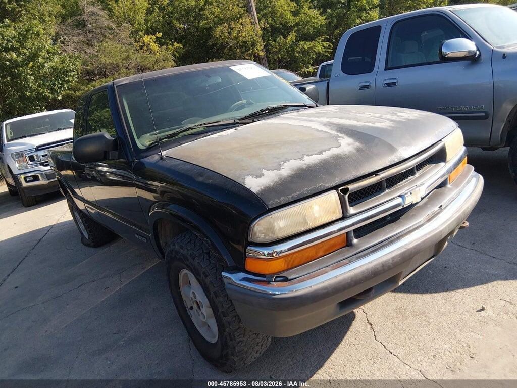 1GCDT19W0Y8172693 2000 CHEVROLET S-10 photo no. 1