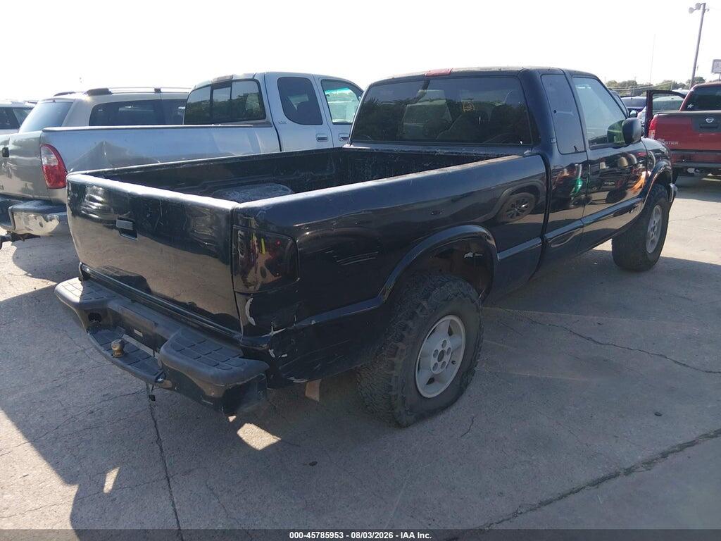 1GCDT19W0Y8172693 2000 CHEVROLET S-10 photo no. 4