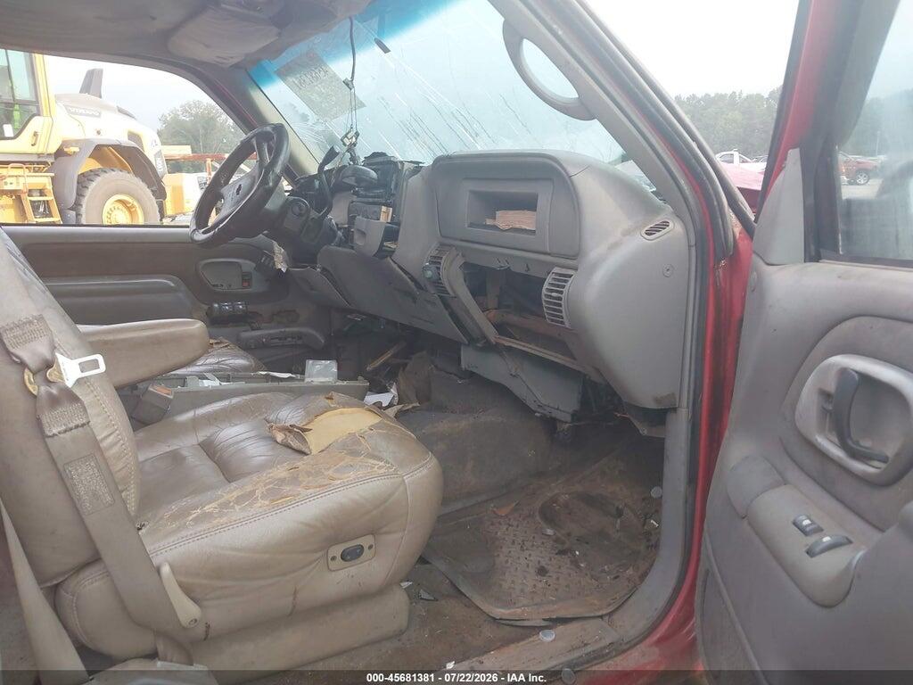 1GCHC33J3YF422403 2000 CHEVROLET C3500 photo no. 5