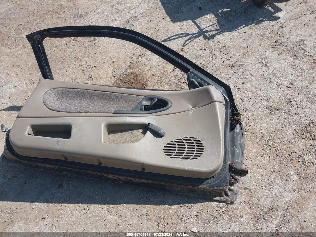 3G1JC1240YS100579 2000 CHEVROLET CAVALIER photo no. 11