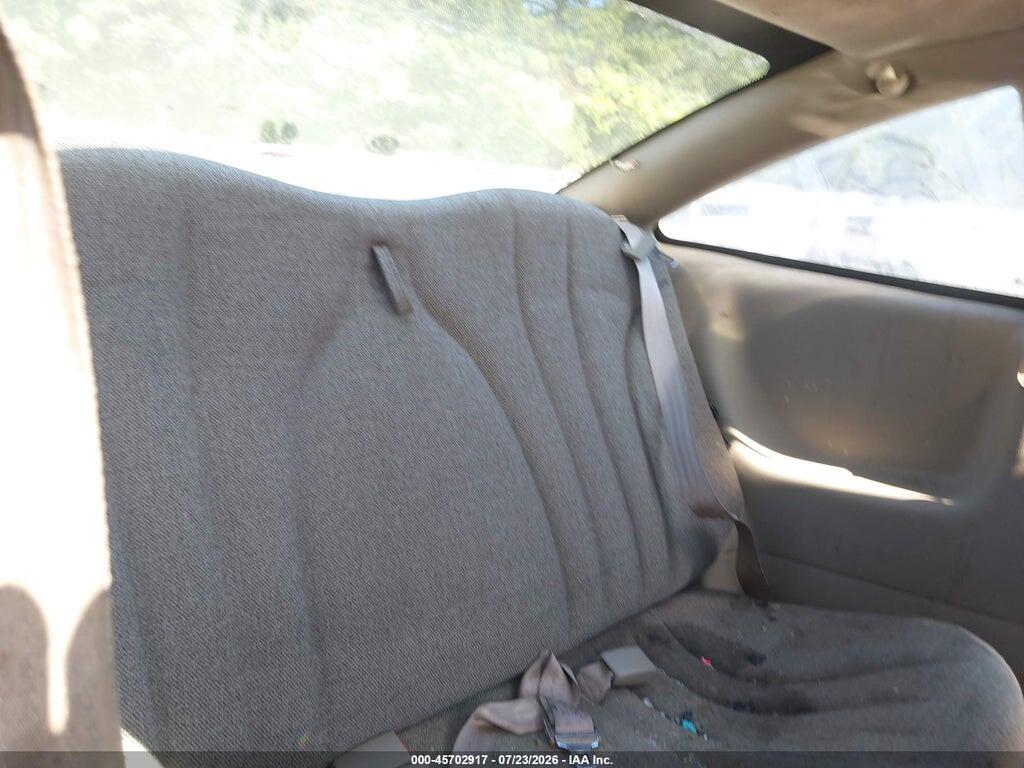3G1JC1240YS100579 2000 CHEVROLET CAVALIER photo no. 8