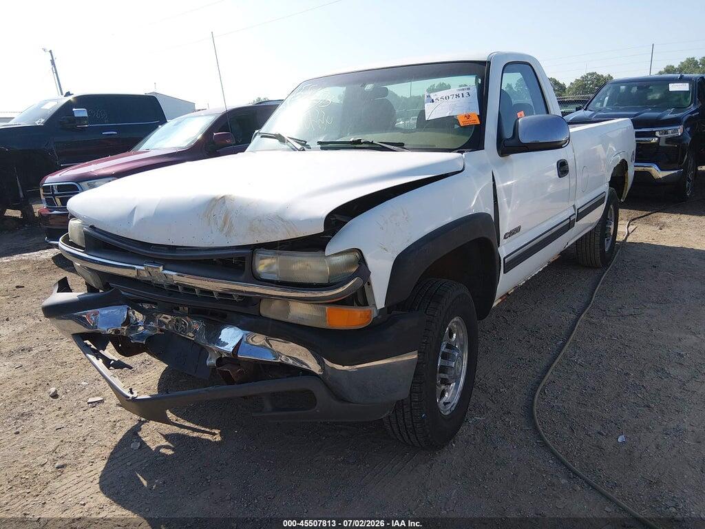 1GCGK24U9YE361954 2000 CHEVROLET SILVERADO 2500 photo no. 2