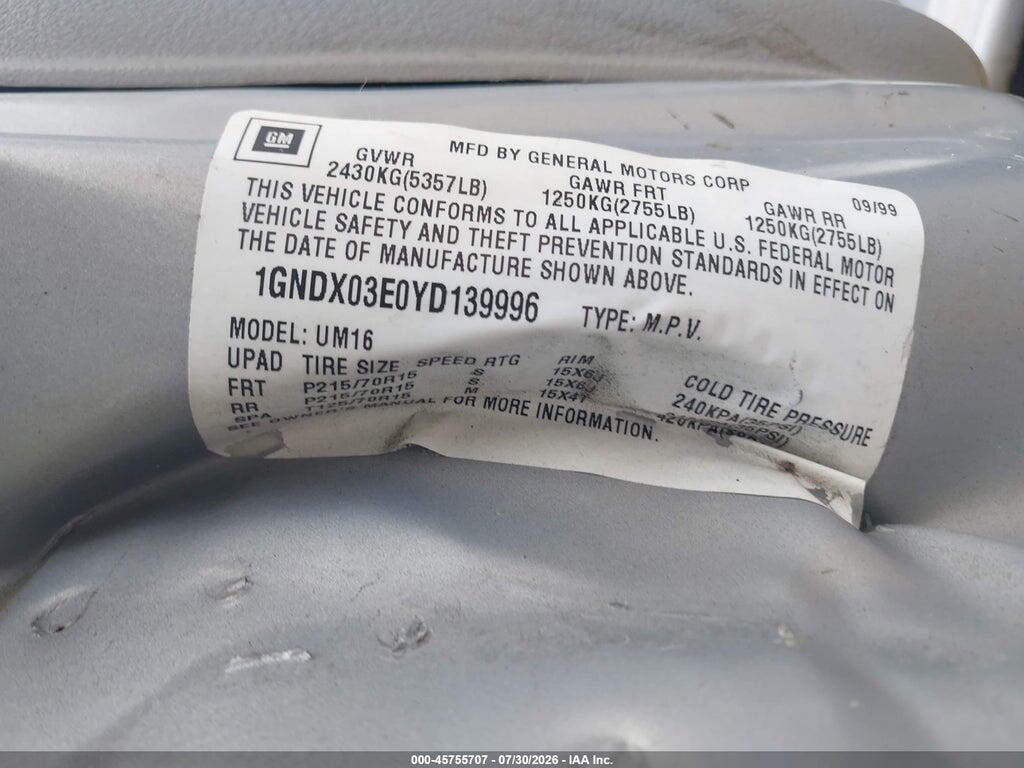 1GNDX03E0YD139996 2000 CHEVROLET VENTURE photo no. 9