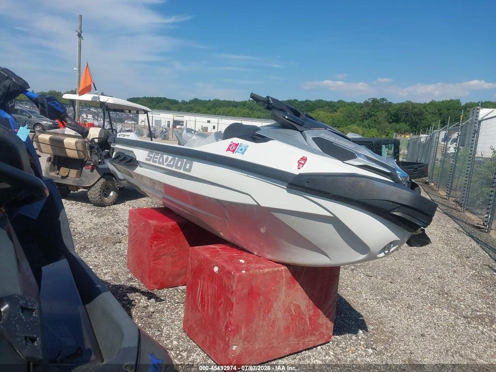 2025 SEADOO SEADOO 00000YDV45563C525